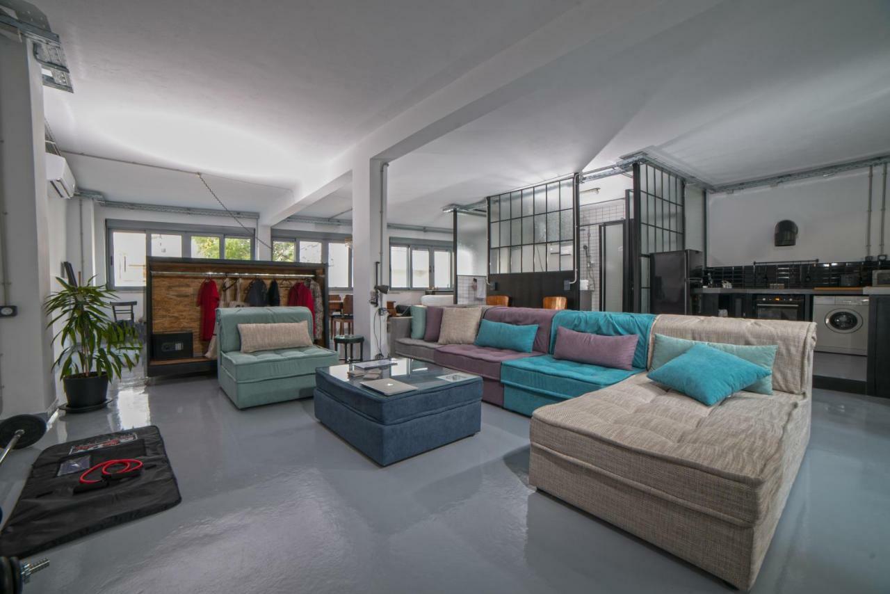 Monastiraki #Wallsfree Citycenter- Unspoiled Athens Apartments Eksteriør bilde
