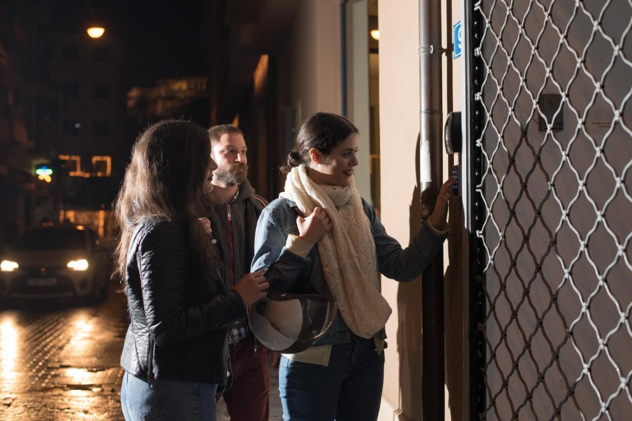 Monastiraki #Wallsfree Citycenter- Unspoiled Athens Apartments Eksteriør bilde